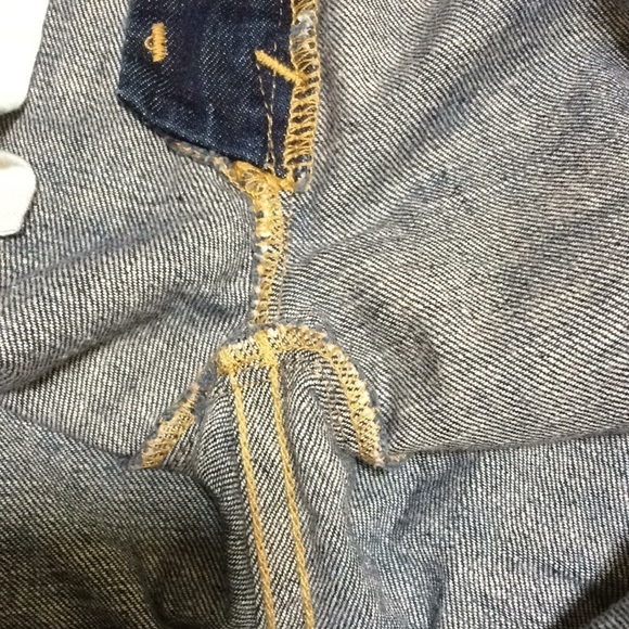 Vince Distressed Skinny Ankle Jeans Size 26 - Picture 9 of 11